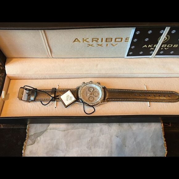 AKRIBOS XXIV Designer Metallic Watch main image 7